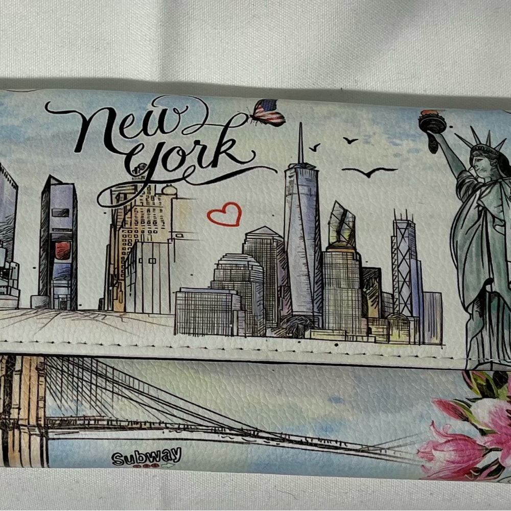 New York Skyline Clutch